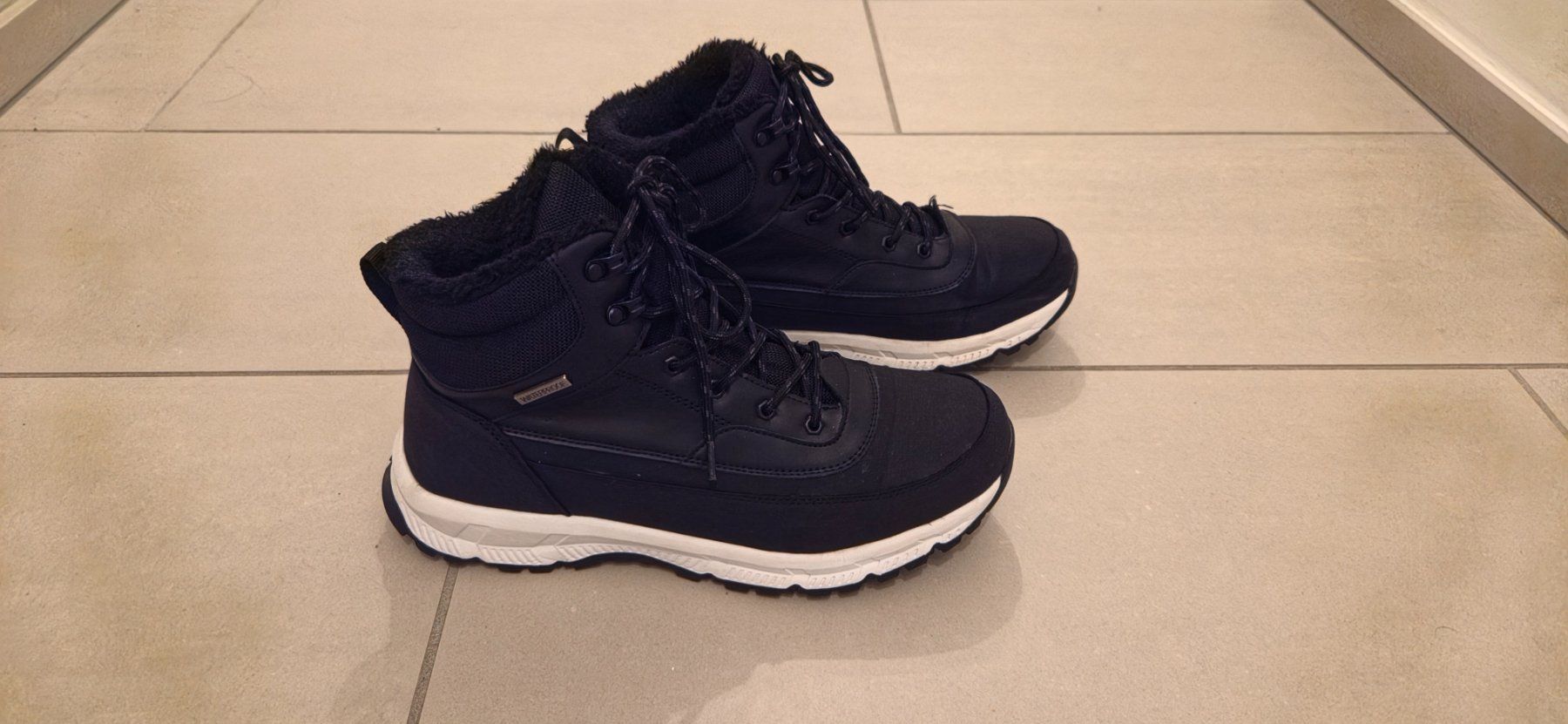 Schuhe für Jungen: Winterschuhe Whistler – Gebraucht aus Hausen am Albis von Dorinan 2