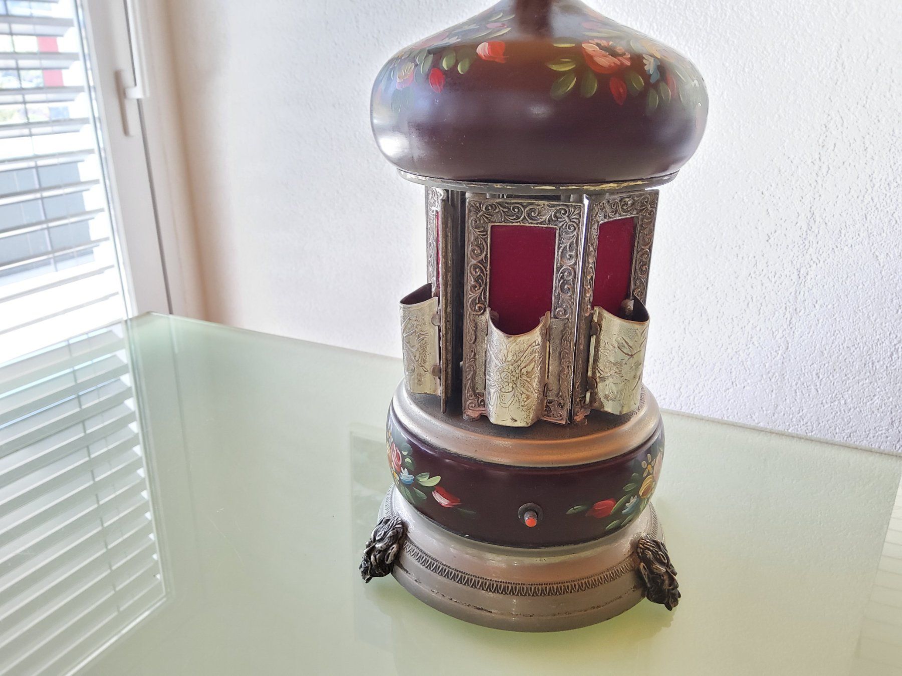 Spieldosen: Carrousel musical vintage  – Gebraucht aus Malleray von Broc-Mo 3