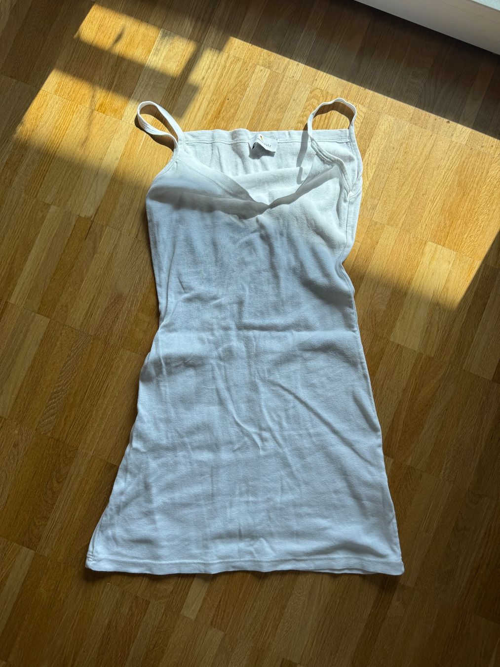 Robes: Gil Rodriguez tank mini dress white – D'occasion à Fribourg par mariedw 1