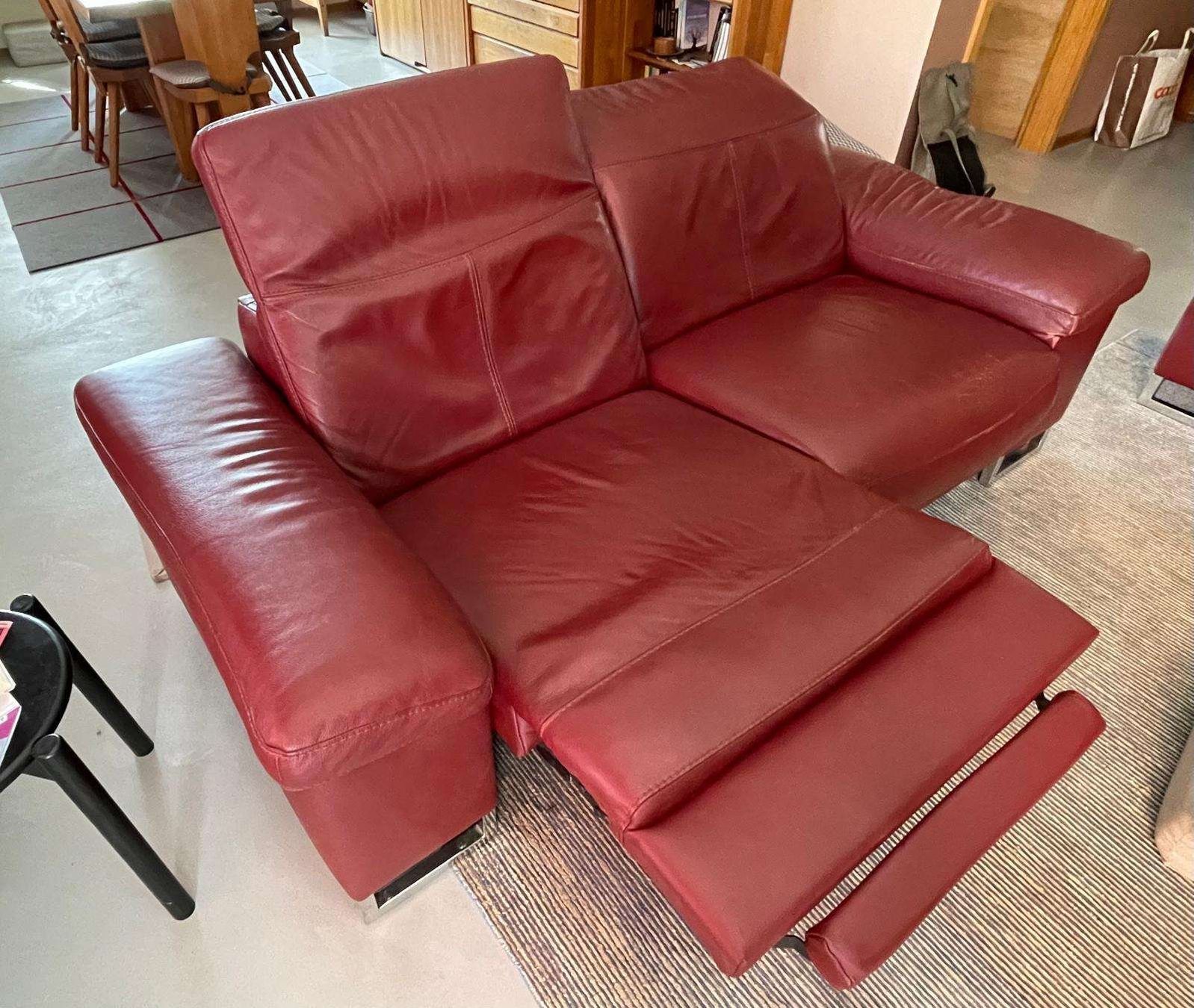 Divani: Vente canapé relax en cuir bordeaux – Usato da Areuse venduto da jom_m62z