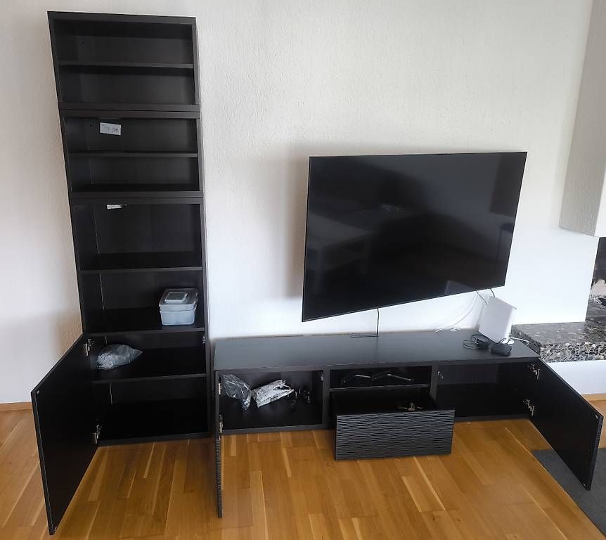 Ikea Mobili TV: IKEA BESTÅ Wohnwand  Schwarz – Usato da Gümligen venduto da Shev 1