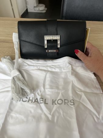 Pochette Michael Kors Penelope cuir noir neuve