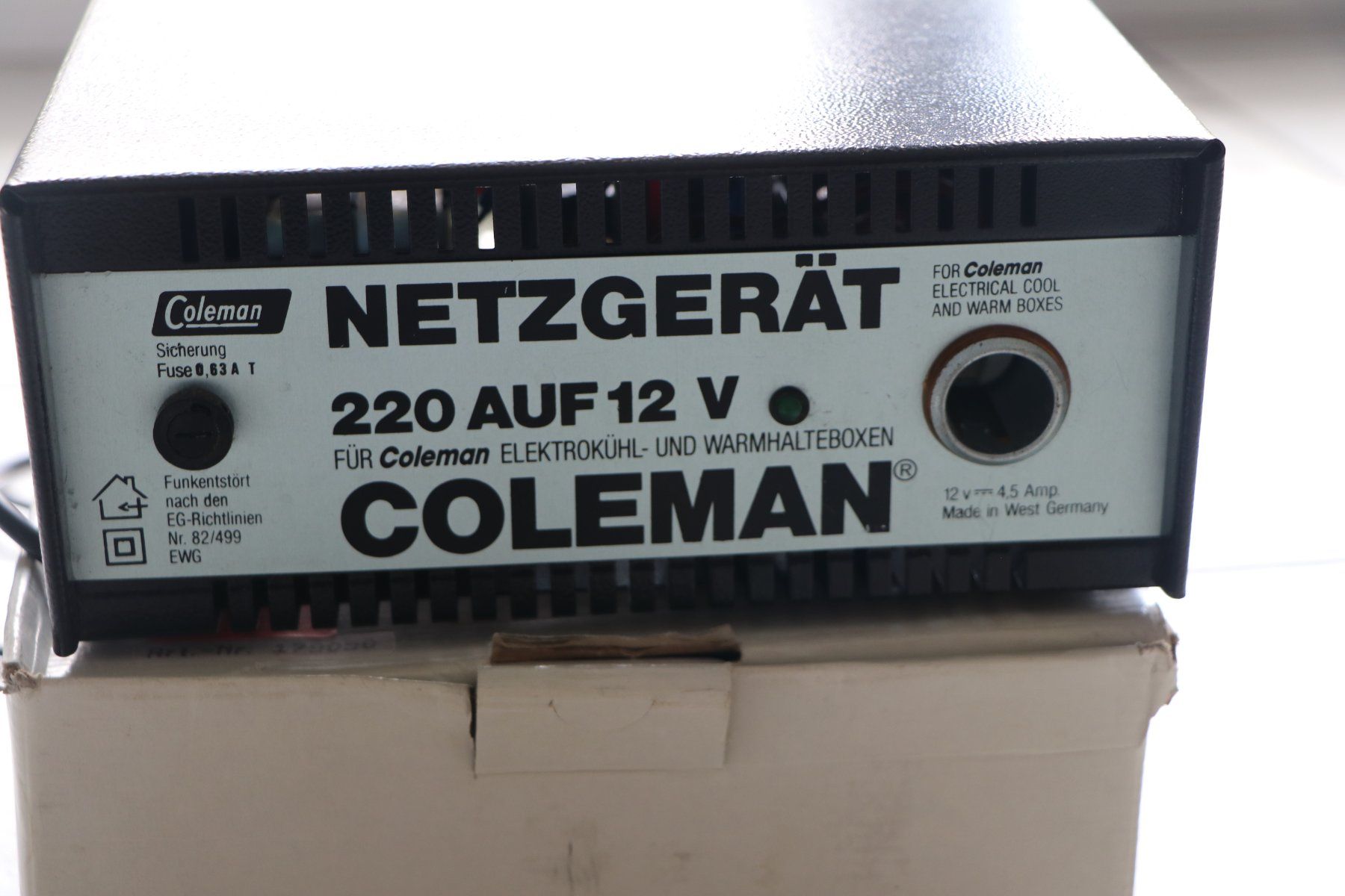 Frigoriferi & Refrigeratori: Ersatz Netzgerät zu COLEMAN Kühlbox – Usato da Grüsch venduto da Benggeli