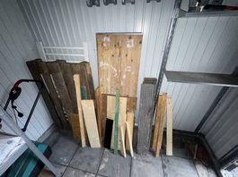 Verschiedene Holzreste / Bauholz abzugeben