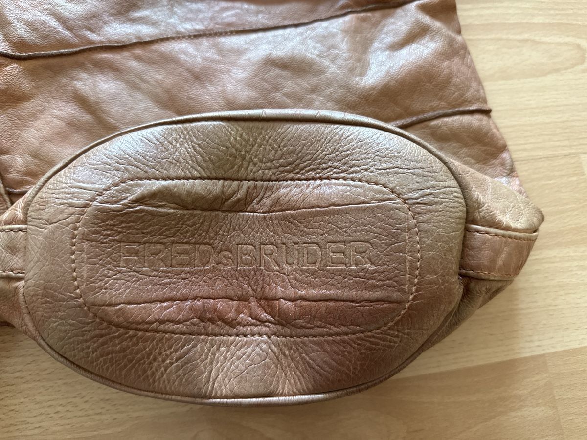 FredsBruder Taschen für Damen: Handtasche von Freds Bruder – Gebraucht aus Niederhasli von Nick95 2