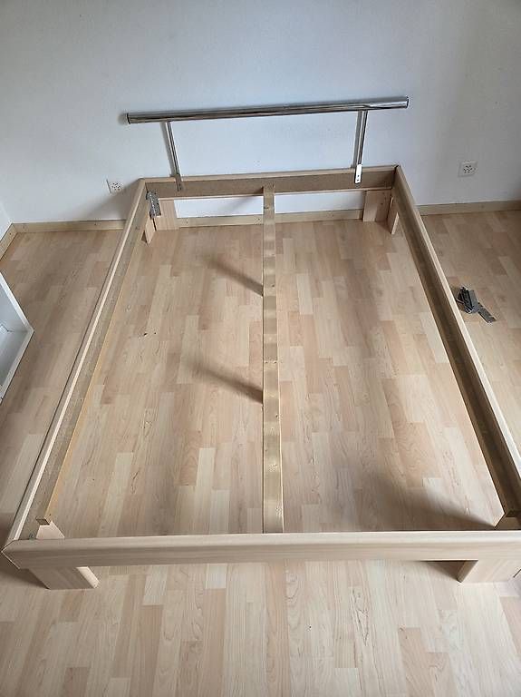 Letti: Lit avec sommier  – Usato da Montricher venduto da schopfy98 1