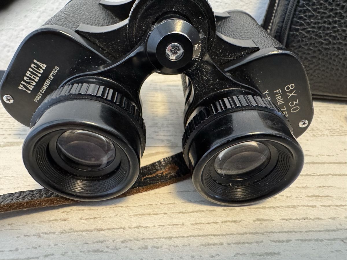 Binocoli: Yashica 8x30 7.5 Feldstecher – Usato da Zunzgen venduto da milesdavis76 1