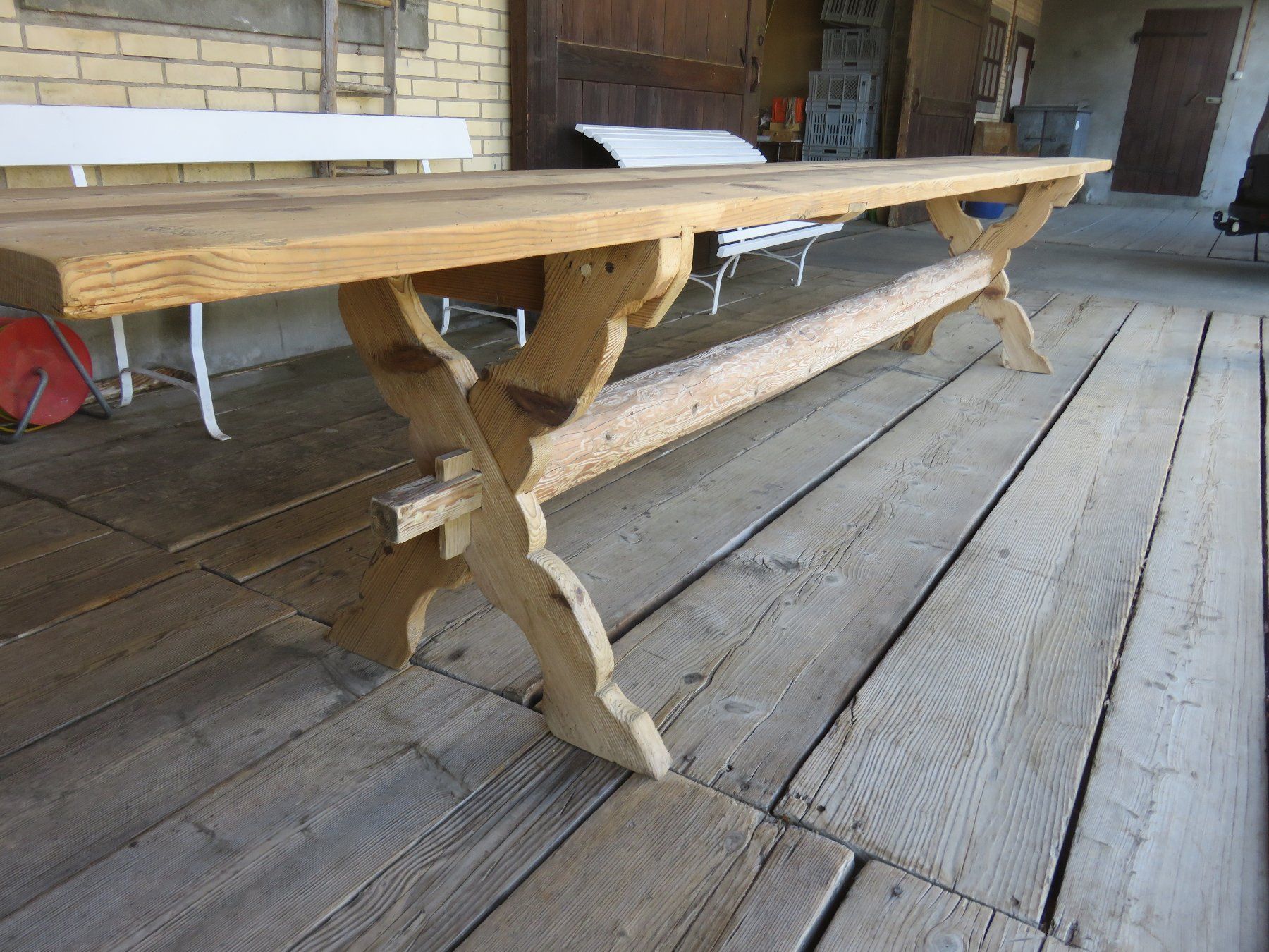 Tische: langer antiker Tisch 425cm – Gebraucht aus Ruswil von Mfladibus 2
