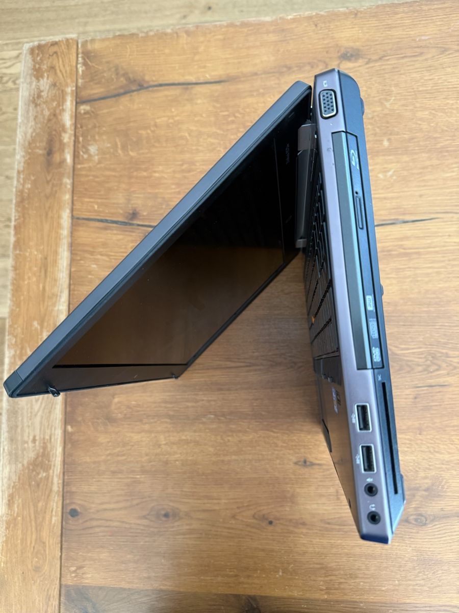 Hewlett Packard Notebooks: HP EliteBook 8570w – Defekt aus Riddes von panchaud-e 4