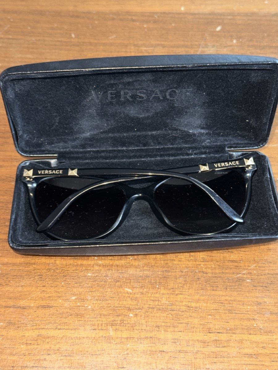 Versace Brillen & Gläser: Versace Sonnebrille – Gebraucht aus Erlinsbach SO von VWV1 1