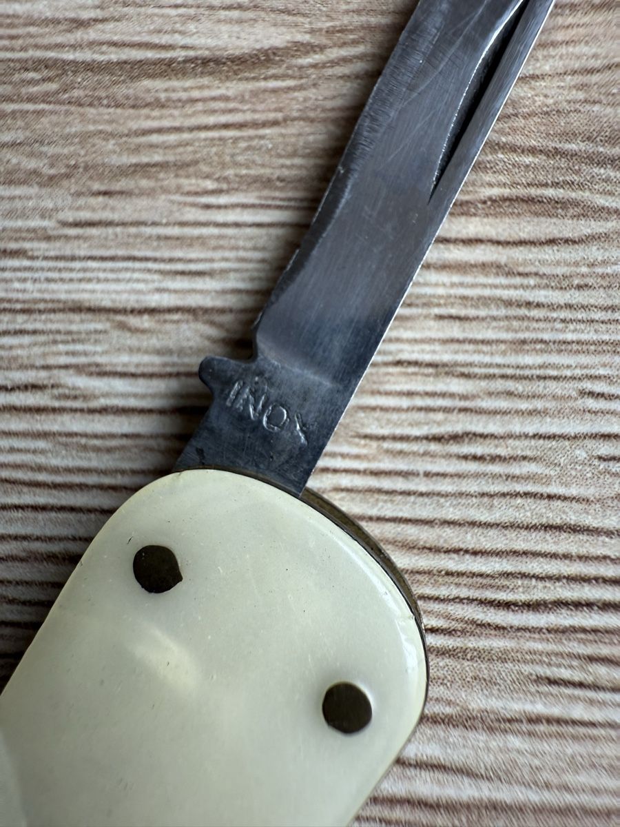 Couteaux de poche: Kleines Sackmesser Perlmuttoptik mit Etui – D'occasion à Wettingen par Ni_la_lo 2