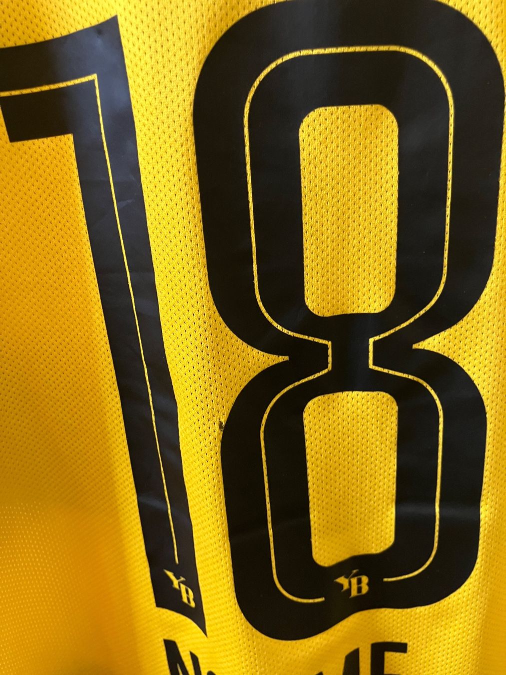 Young Boys Canottiere & Pantaloni: Yb Trikot – Usato da Bern venduto da Marc.12345 6