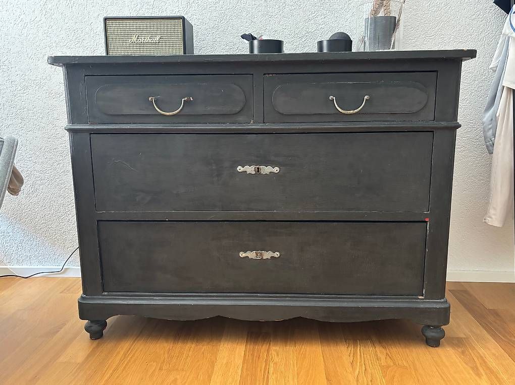 Commodes: Shabby Chic / Vintage Kommode/Wickeltisch – D'occasion à Zürich par IngridM
