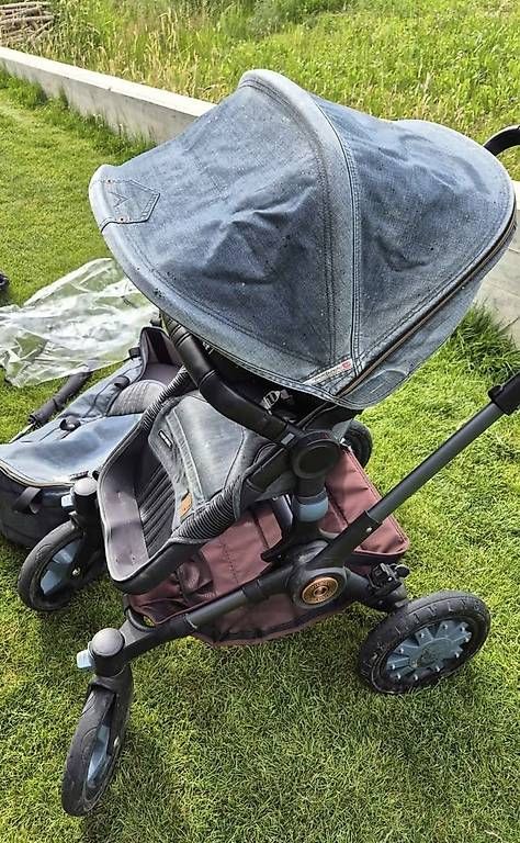 Carrozzine: Poussette Bugaboo édition limitée Diesel avec accessoires  – Usato da Vuisternens-Ogoz venduto da Sandralaubli 2