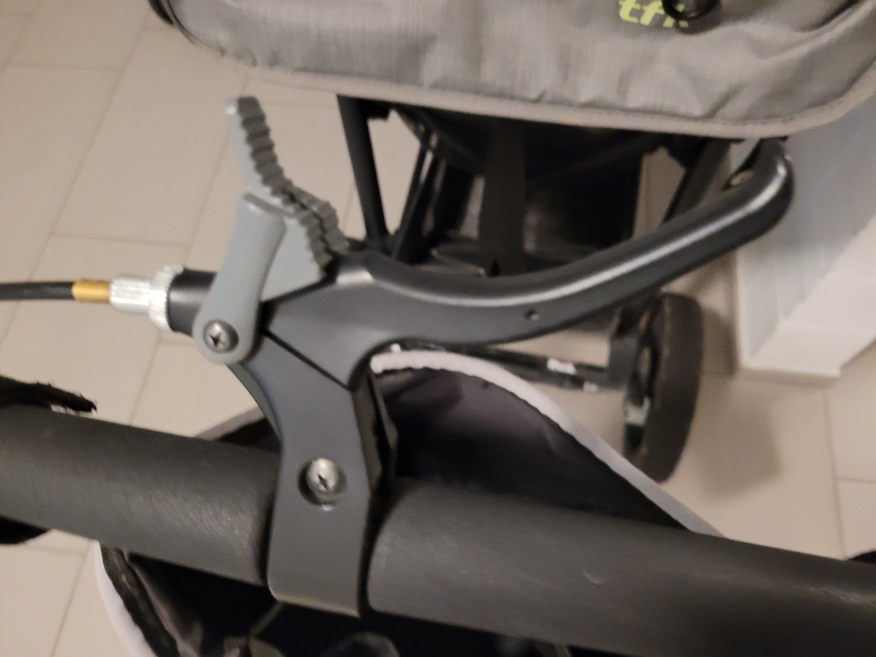 TFK Carrozzine: gut erhaltener tfk multiX Dreirad-Kinderwagen-/Buggyversion – Usato da Birrwil venduto da Mischabel1 5