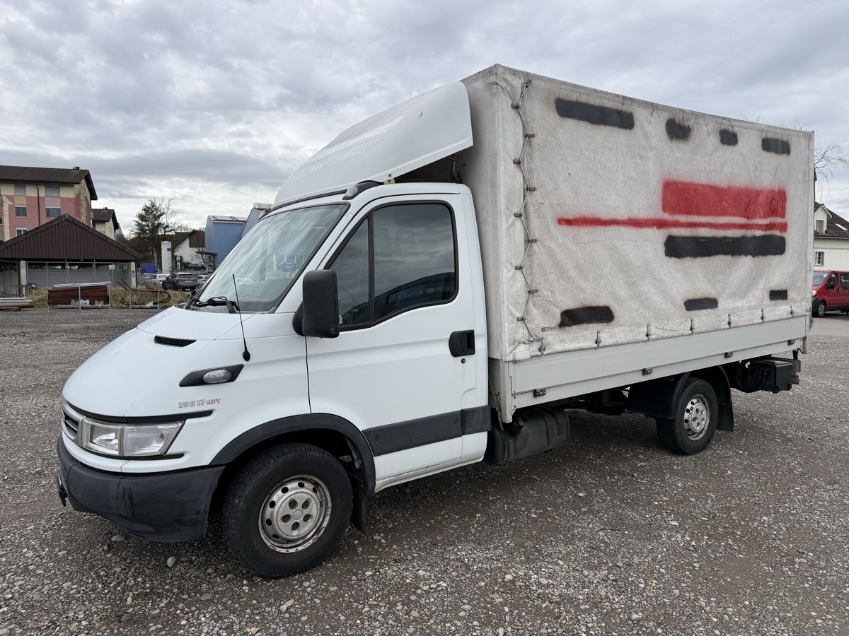 Iveco Véhicules utilitaires: IVECO DAILY 35S17 Hebebühne  – D'occasion à Amriswil par dombu