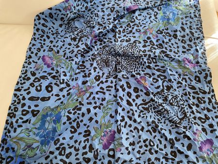 Thai Seiden Foulard 🌸