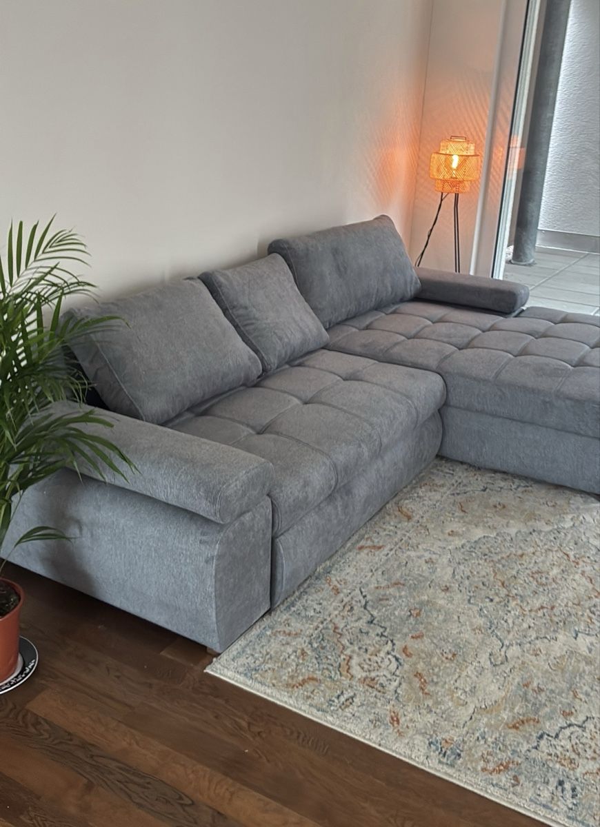 Conforama Sofas: Divano angolare grigio in tessuto  – Neu (gemäss Beschreibung) aus Rapperswil SG von fed_yjm2 2