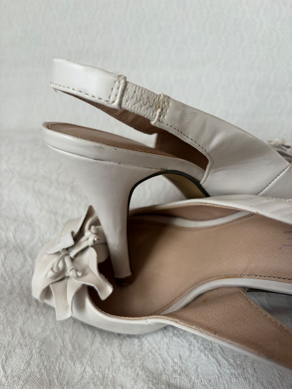 Scarpe da donna: Wunderschöne Lederschuhe Beige Gr. 37 – Usato da escholzmatt venduto da lal_zf7s 1