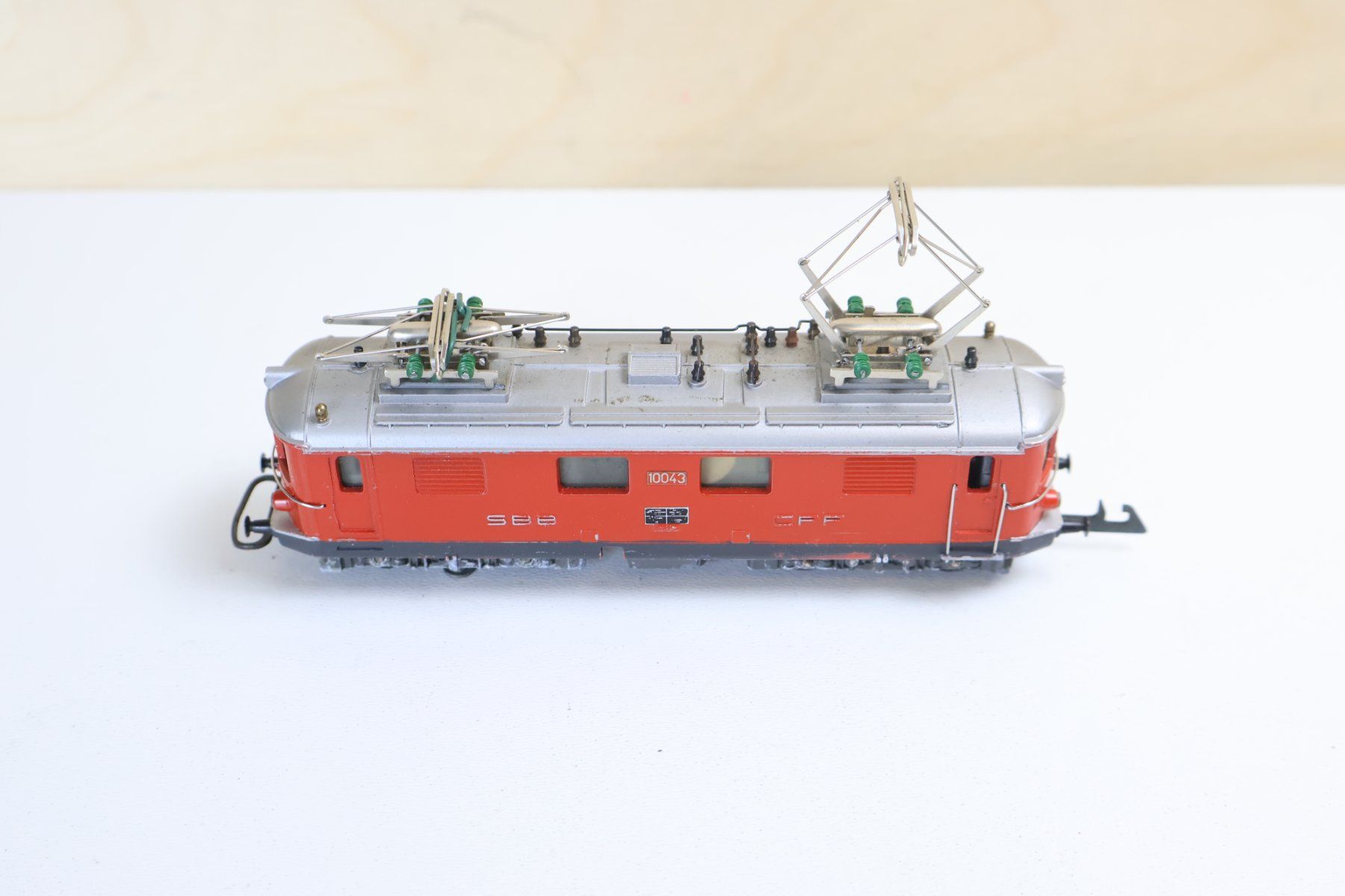 Wesa Modelleisenbahnen: WESA SBB Re 4/4 E-Lok - Rot – Gebraucht aus Winterthur von Monstera 3
