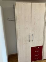 Hochwertiger 2-teiliger Schrank mit viel Stauraum