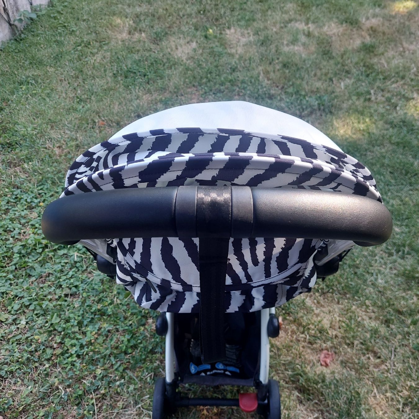 Babyzen Kinderwagen: Babyzen Yoyo2 Zebra Collection  – Gebraucht aus Belp von masterdriftking 3