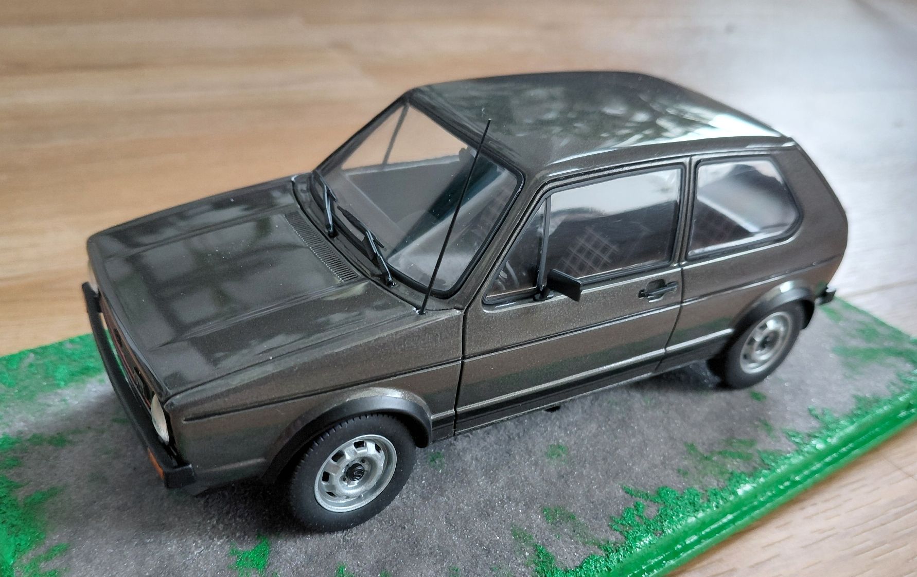 Revell Modellini d'auto: VW Golf 1. GTI – Nuovo (secondo la descrizione) da Bottenwil venduto da Toyscout 6