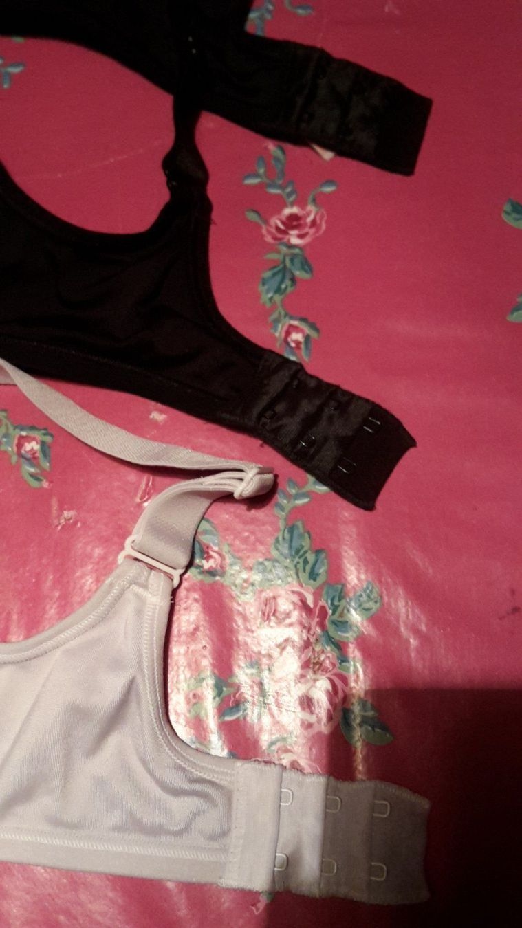 Altra biancheria intima: 4 Stillbhs von Triumph 75c K8 – Usato da Schwarzenburg venduto da flamingo1970 1