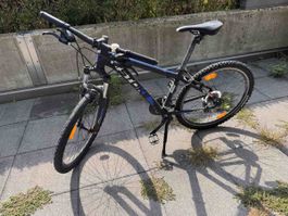 Mountainbike Stoke schwarz blau gebraucht