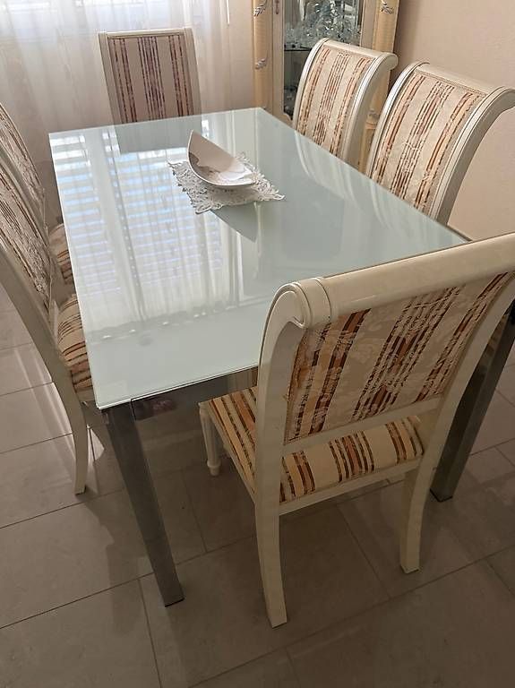 Tables: Esstisch mit  6 Stühlen – D'occasion à Laufenburg par Brunorosa