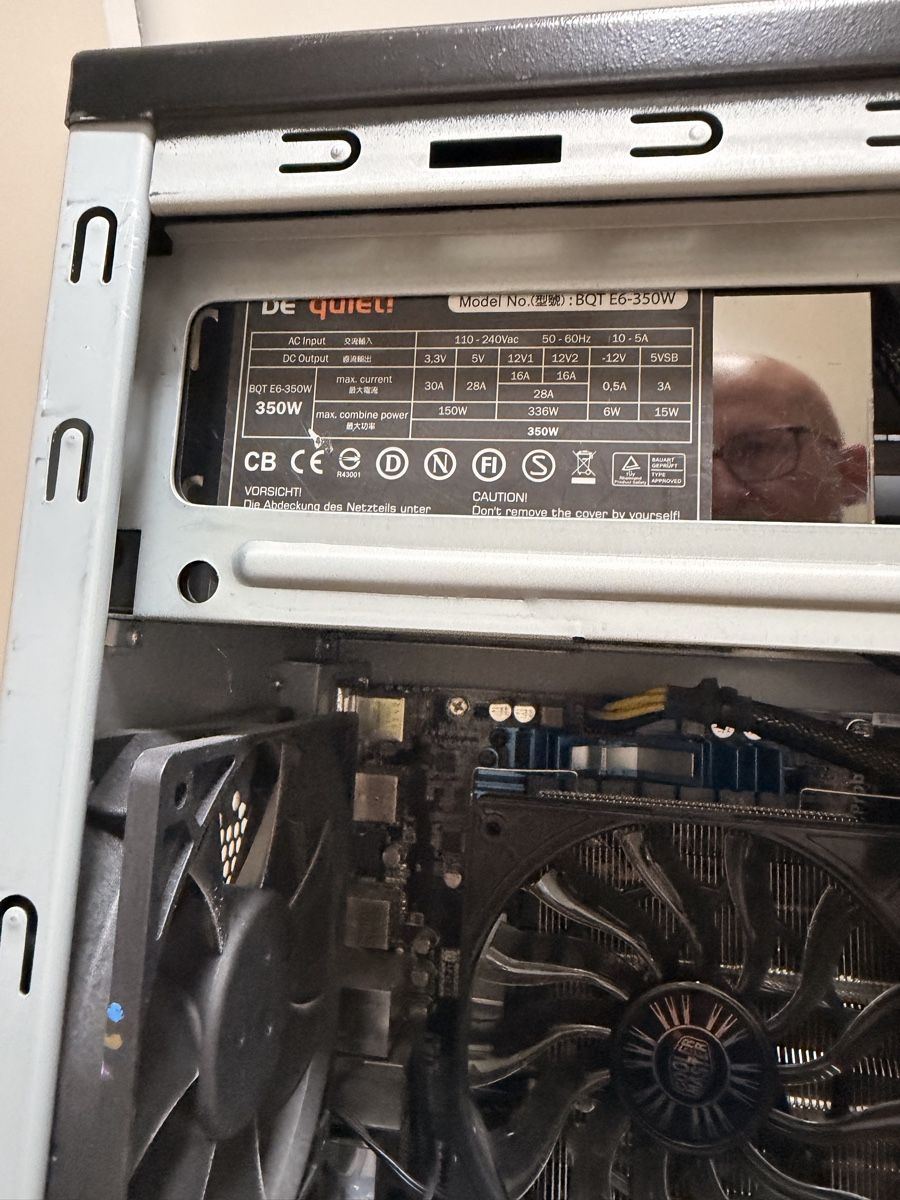 PC: 2 Desktop ohne HD mit defekten Mainboard – Difettoso da Frauenfeld venduto da Pknez 5