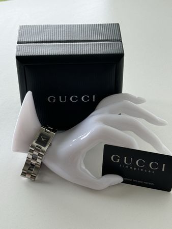Gucci Armbanduhr ref. 2305L Full Set mit Box und papier