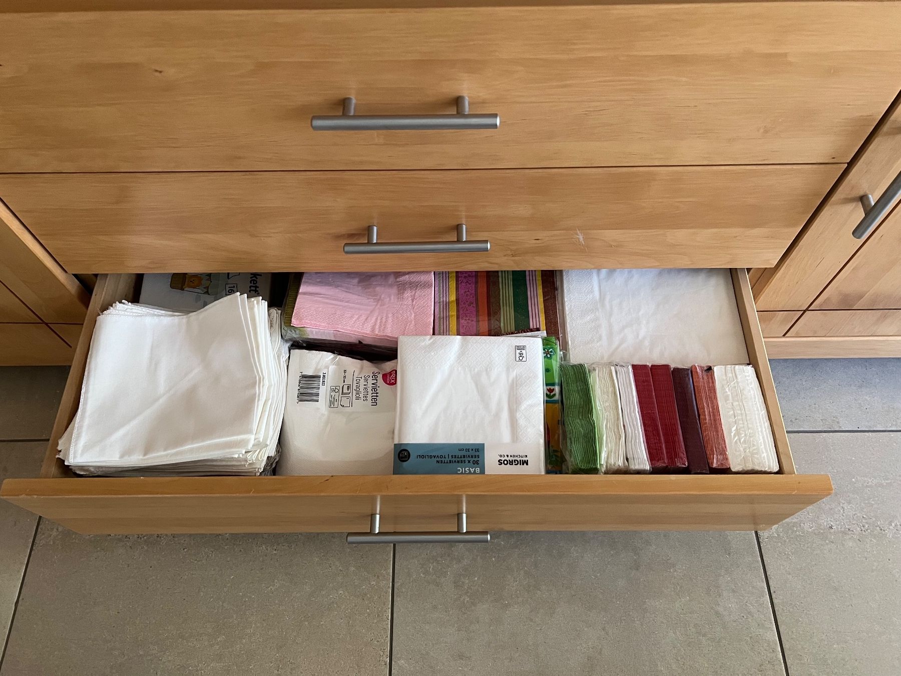 Buffets: Möbel Set, Vitrine, Schrank, Sideboard – D'occasion à Münchenbuchsee par dani1113 2