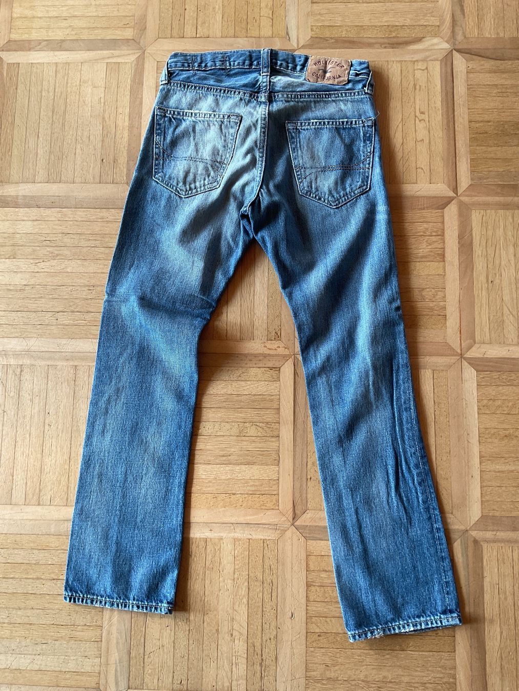 Hollister Jeans: Hollister Jeans – Gebraucht aus Hämikon von autiva 1