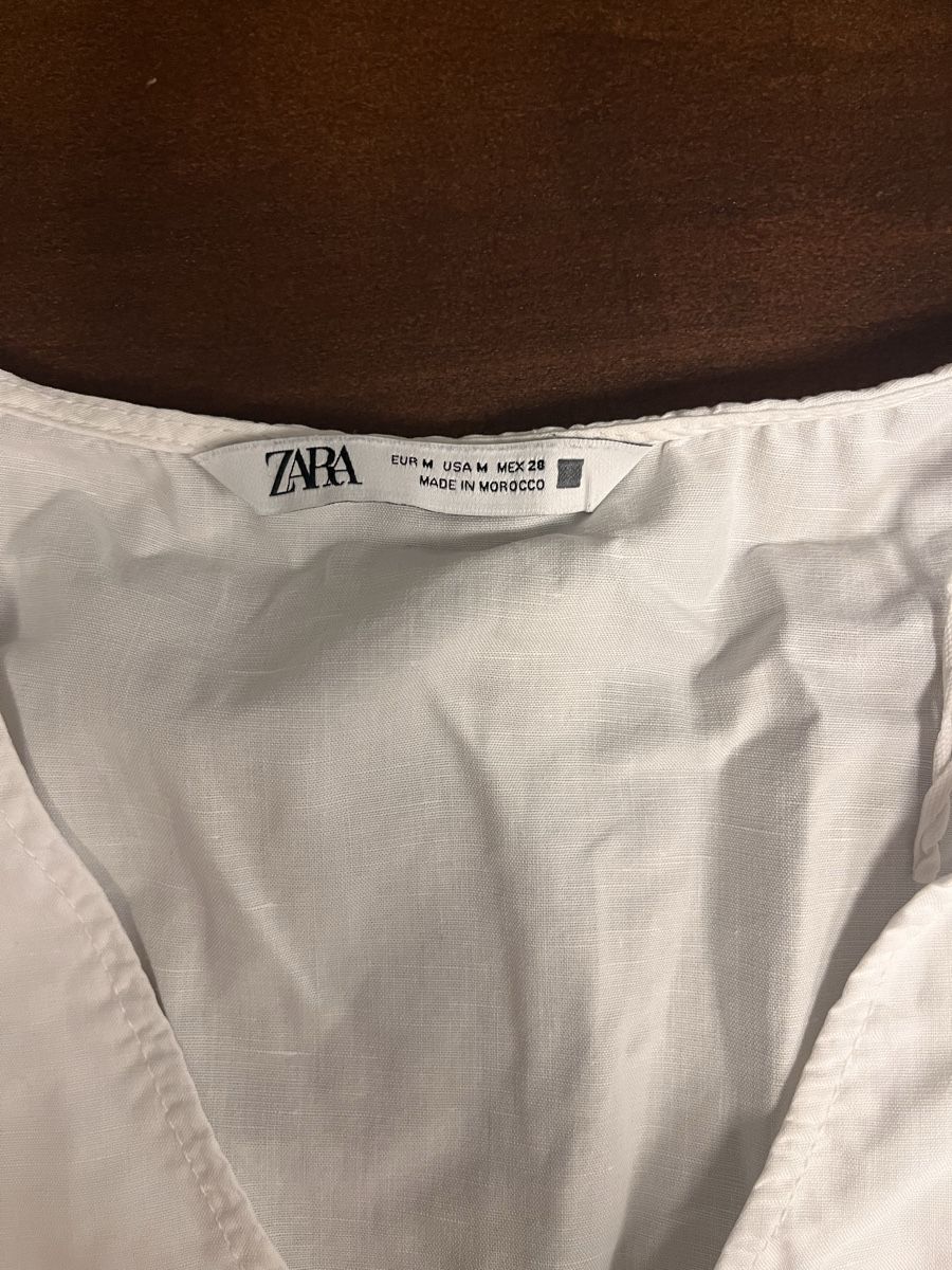 Zara Vestiti: Kleid weiss mit Puffärmeln Grösse M – Nuovo (secondo la descrizione) da Zürich venduto da eli_m6kx 3