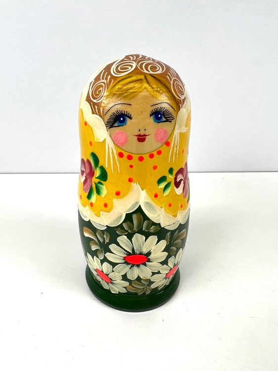 Grün/Gelbe Babuschka in 5 Grössen Acheter sur Ricardo