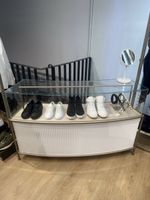Elegante Glasvitrine