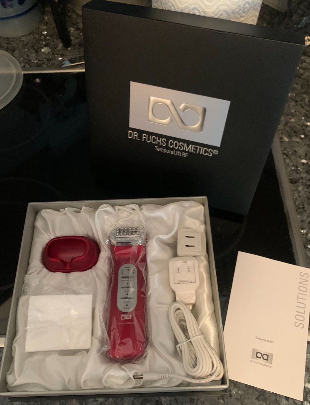 Appareils de massage: Tempuralift RF – Neuf avec emballage d'origine à Ramlinsburg par Ruebli.X.Beet