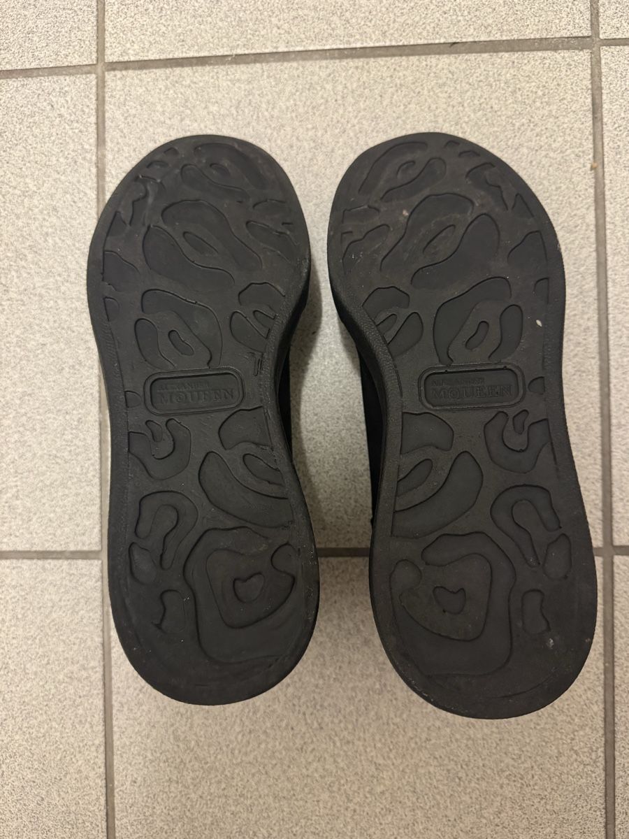 Alexander Mcqueen Scarpe da uomo: Alexander McQueen Sneaker schwarz Leder Grösse 40 – Usato da Zürich venduto da oase69 2