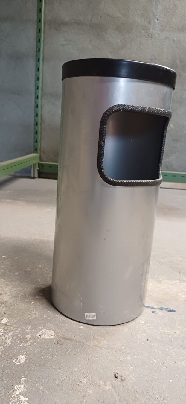 Aschenbecher: Cendrier/Aschenbecher der Perfekte ,solide stand!Pause Göhnt – Neu (gemäss Beschreibung) aus Payerne von jea_m6nb 4