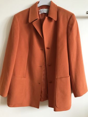 manteau court orange Louis Féraud, taille 44 FR, laine