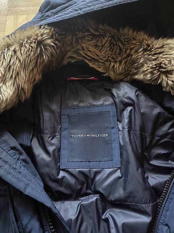 Tommy Hilfiger Giacche: Tommy Hilfiger Winterjacke Grösse M – Usato da Köniz venduto da cbusch 3