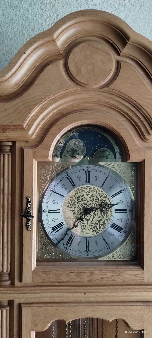 Orologi da terra & Orologi da parete: Standuhr Hermle, mit Mondfase, Bigben Klang – Usato da Wil ZH venduto da deurchig 1