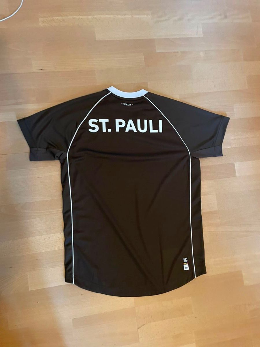 FC St. Pauli Canottiere & Pantaloni: St.Pauli Trikot – Nuovo (secondo la descrizione) da Zürich venduto da Alpina10 1