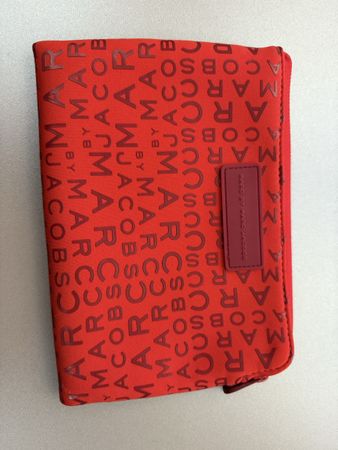 Pochette rouge Marc by Marc Jacobs, parfait état!