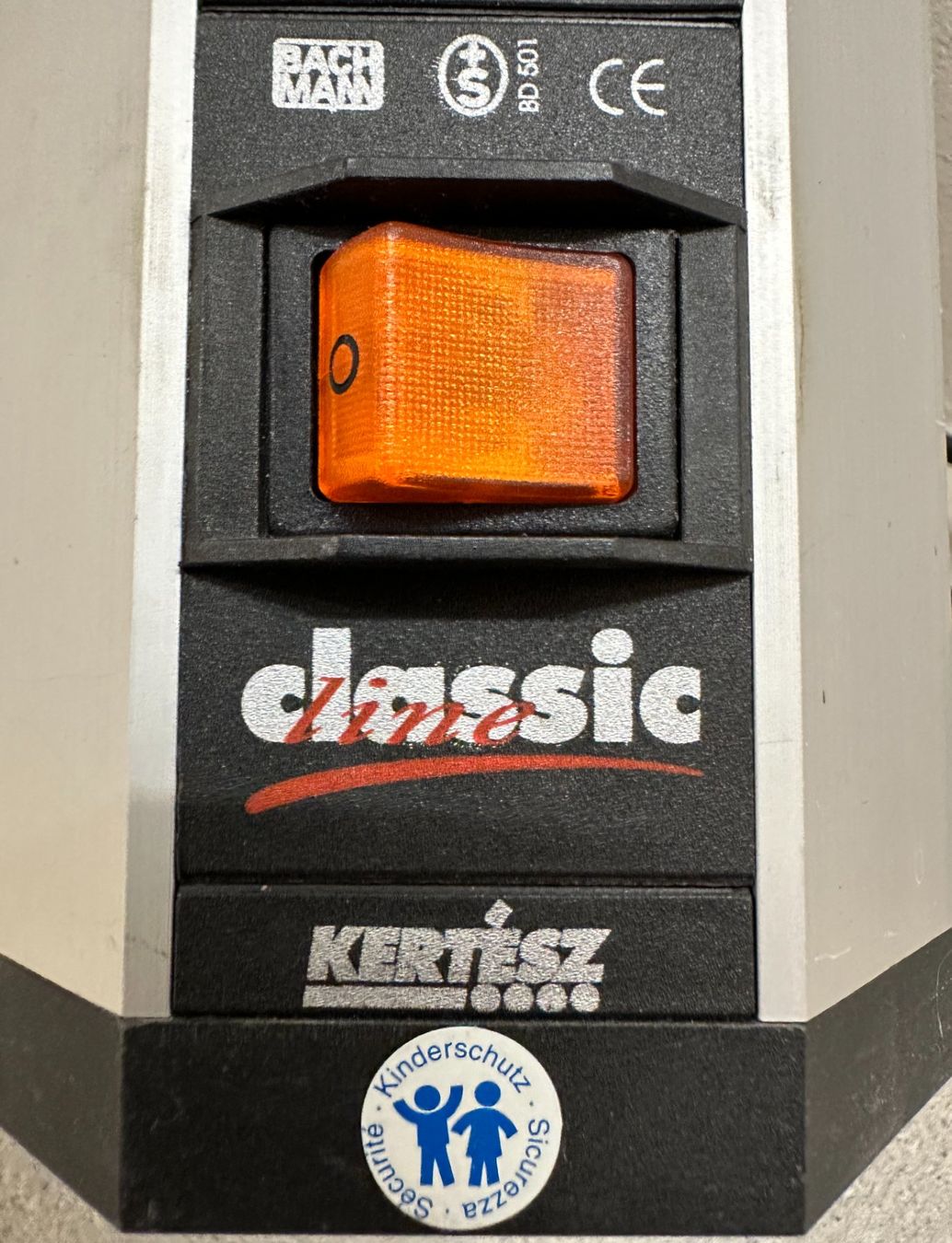 Stecker: Mehrfachstecker (Turm mit 9 Anschlüssen) – Gebraucht aus Ibach von JoergKrissler 4