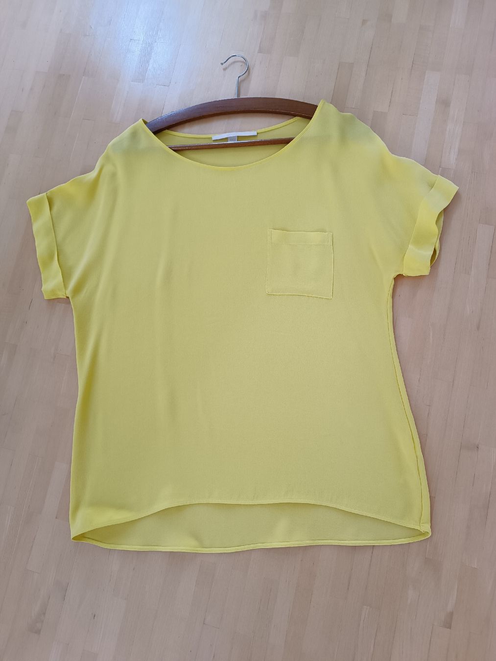 Hanro Top: Seidenbluse Hanro – Nuovo (secondo la descrizione) da Basel venduto da kau_d97h