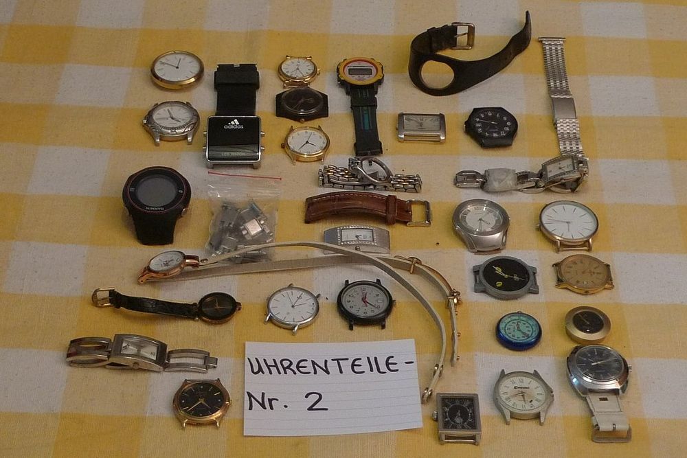 Orologi: UHRENTEILE-NR.2 – Difettoso da Bern venduto da bn1640