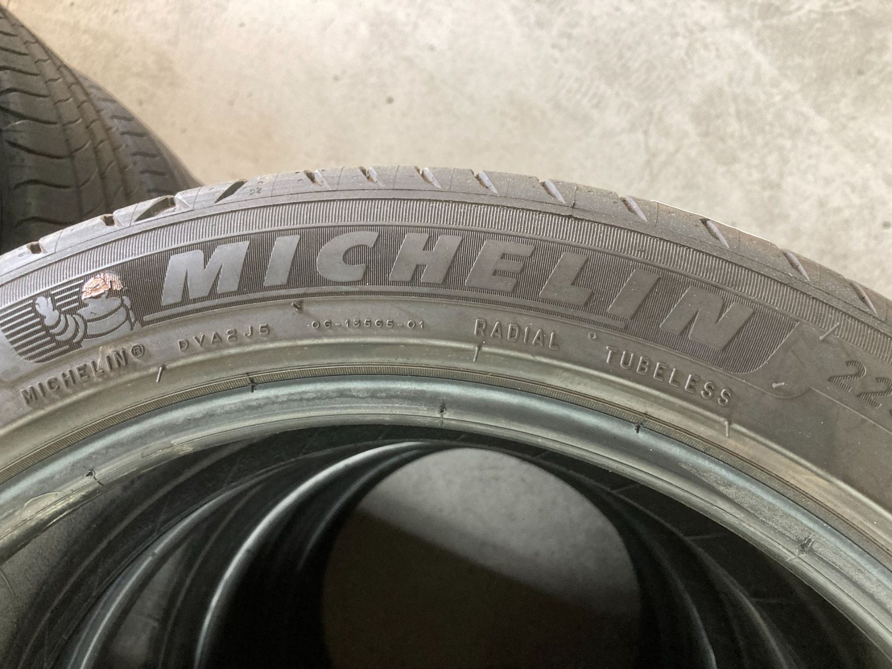 Michelin Pneus & Kompletträder: 225/45R17 Sommerpneu Michelin – Gebraucht aus Cham von WB2223 1