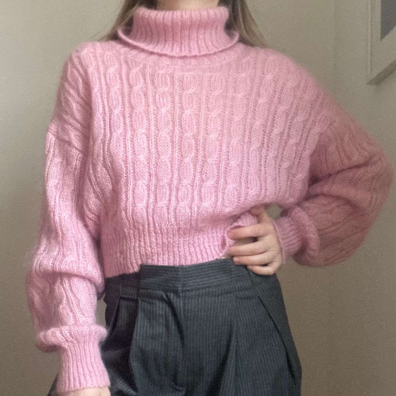 Ganni Maglioni & Felpe: Ganni High Neck Cropped Pullover Sweater In Pink – Usato da Bern venduto da nina.nmp 4